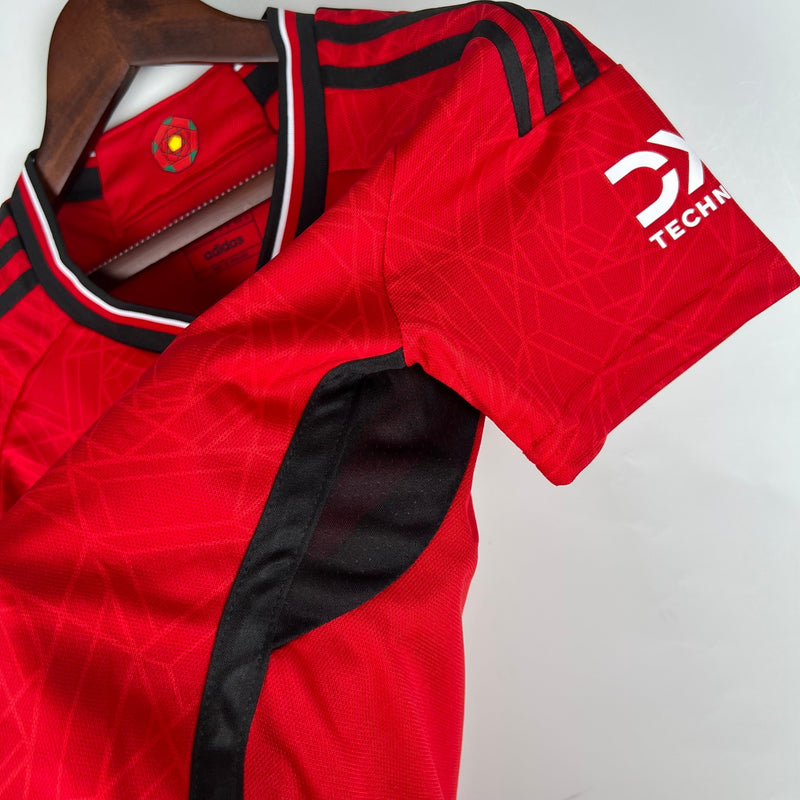 Camisa Manchester United I 23/24 - Feminina